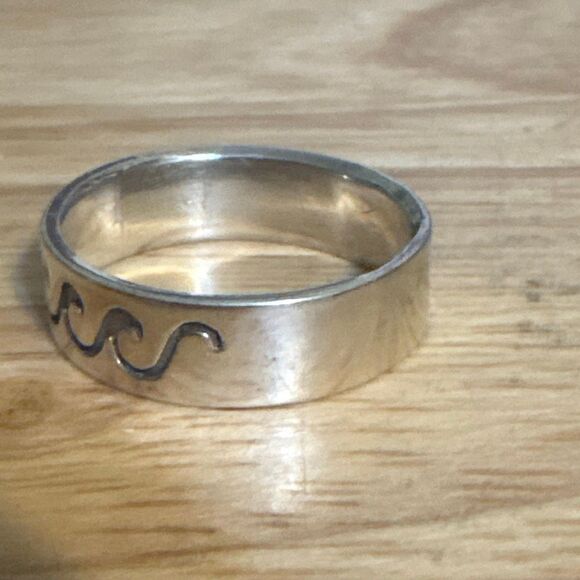 Sterling Silver Ring Band, New, Handmade, size 7.5, Wave Design, Ocean Design - Picture 3 of 5